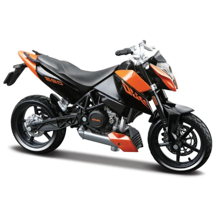 model KTM Duke 690