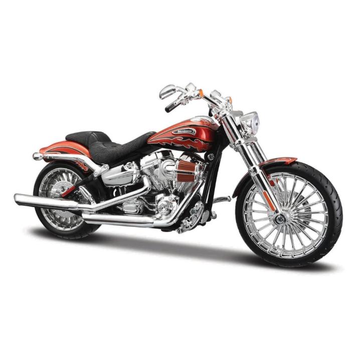 model Harley Davidson CVO Breakout