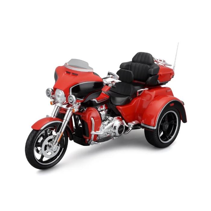 model Harley Davidson CVO Tri Glide