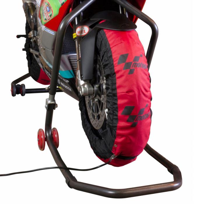 MotoGP nahříváky pneumatik s Euro zásuvkou