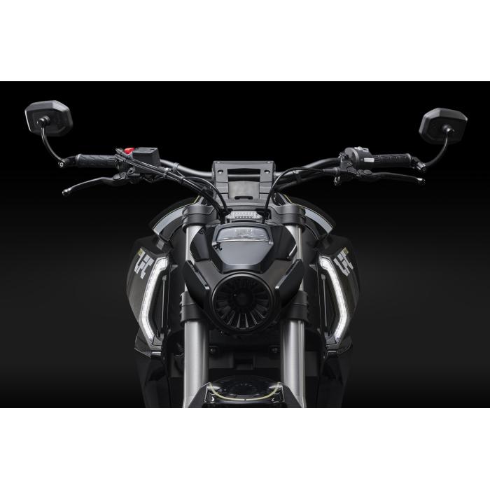 Benda LFC 700 černá