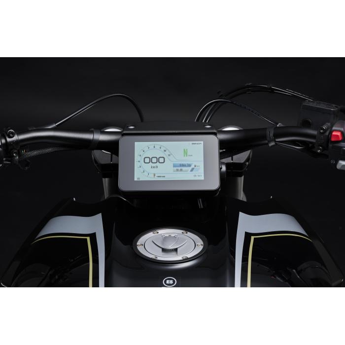 Benda LFC 700 černá