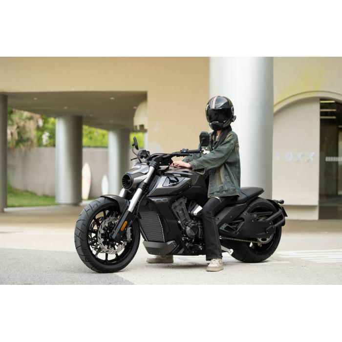 Benda LFC 700 PRO zlatá